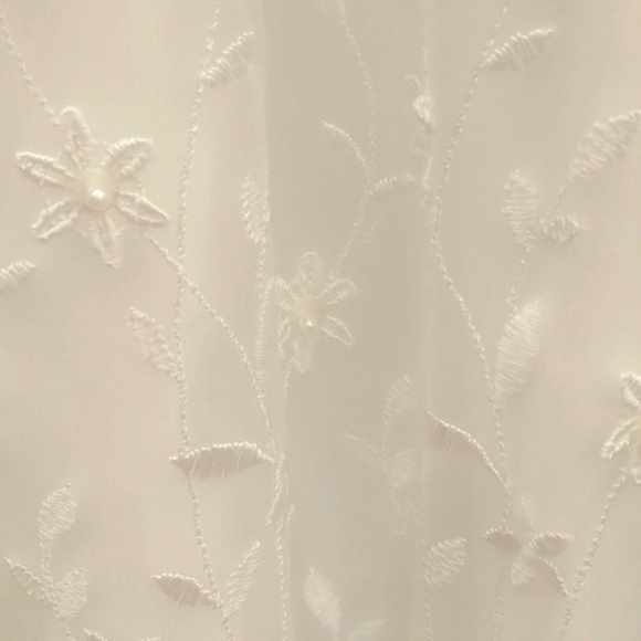 Wedding Gown - Picture 7 of 12